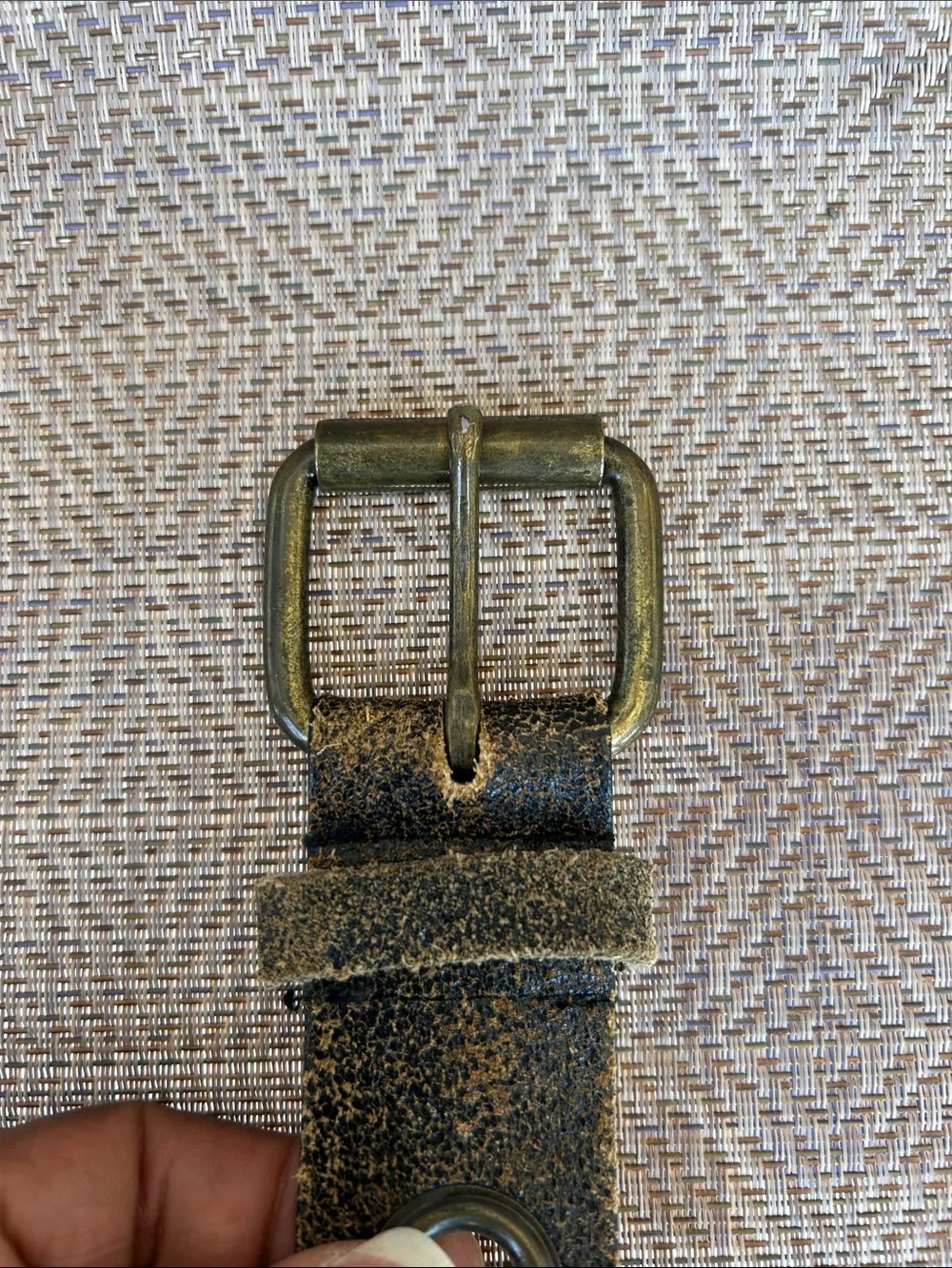 Women’s Vintage Distressed brown/tan Leather Grommet Belt. Size Small.